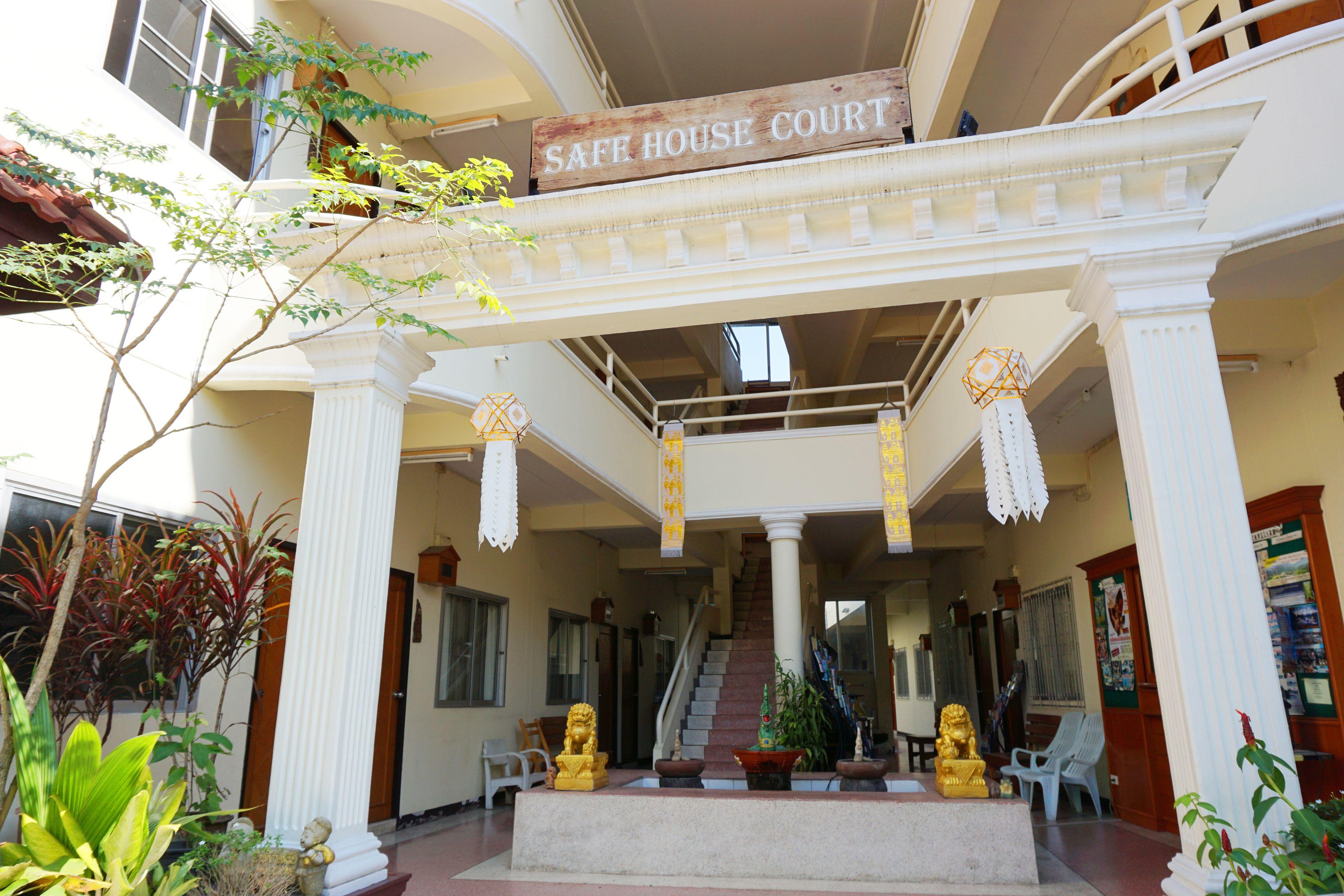 Safe House Court — Photos 1