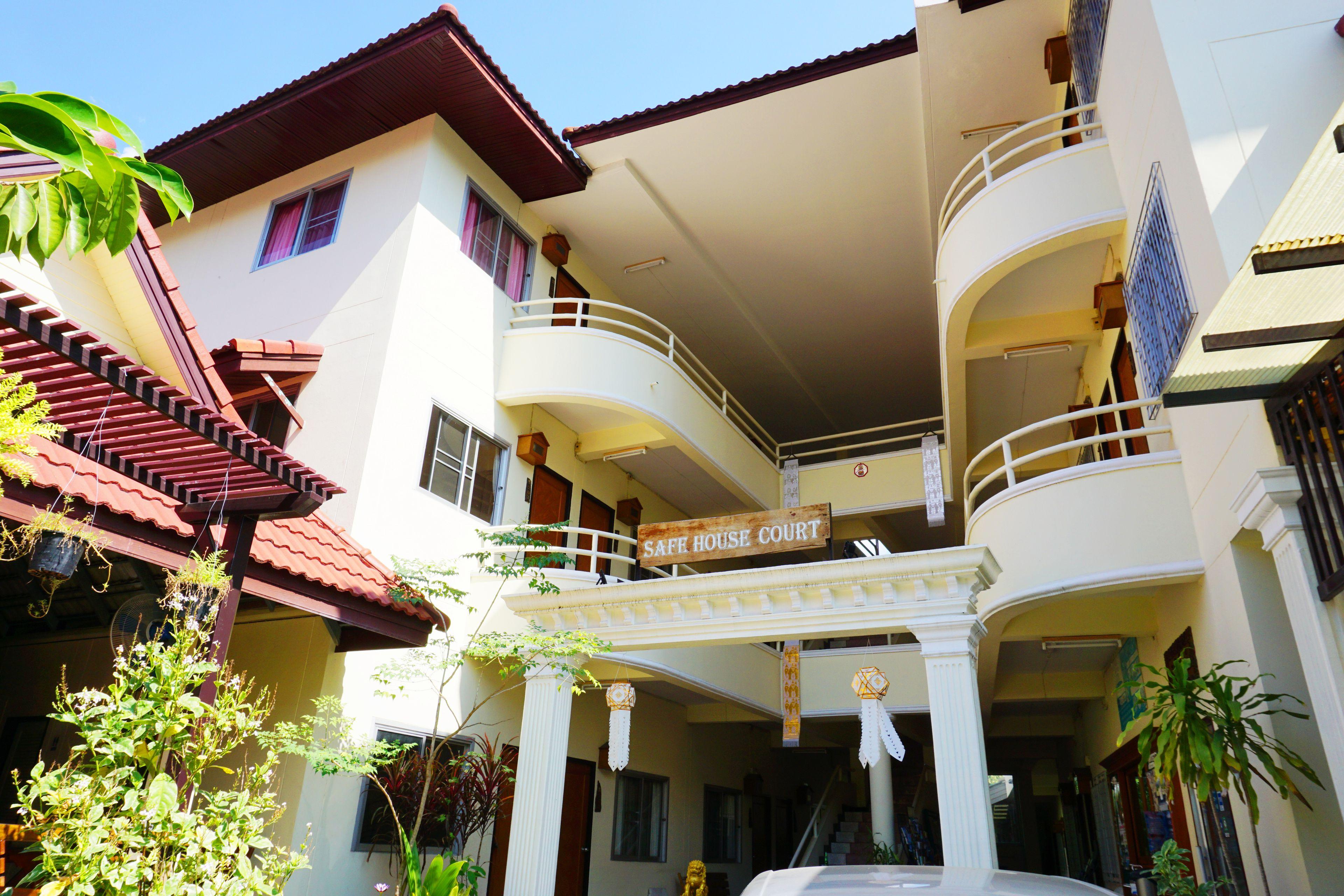 Safe House Court, Chiang Mai